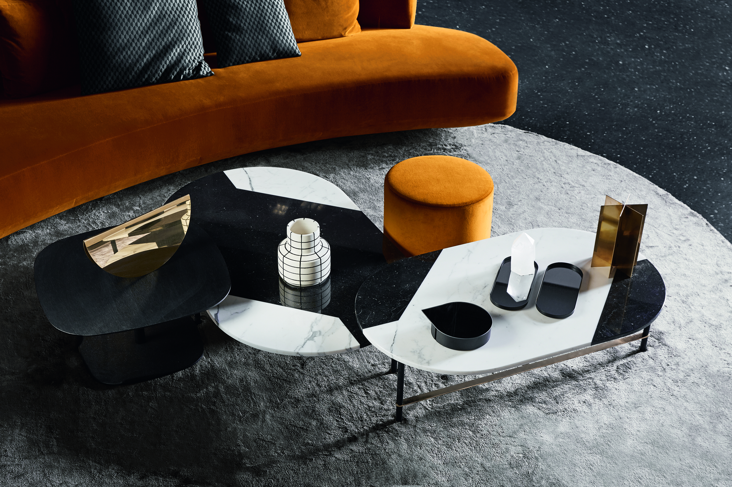 jaki stolik kawowy wybrać do salonu?