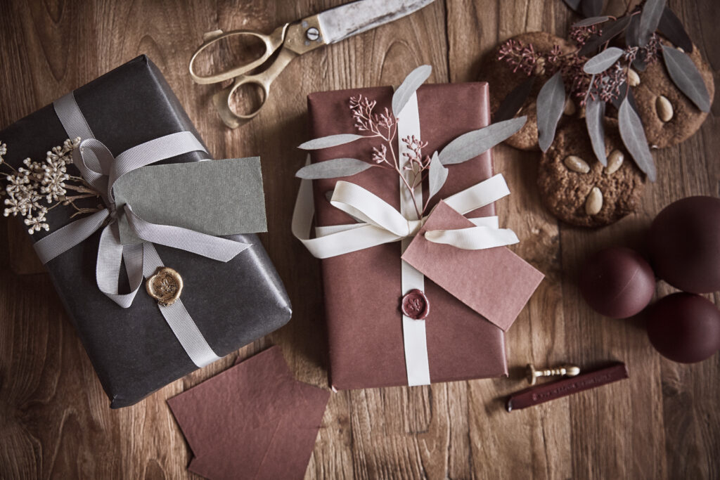 Jak zapakować prezenty świąteczne? Trendy 2020
